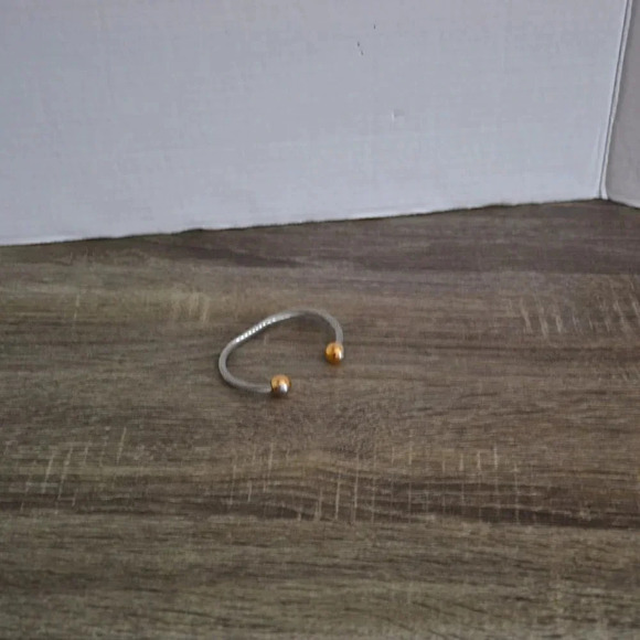 SABONA Two Tone Magnetic Bracelet - Picture 2 of 5